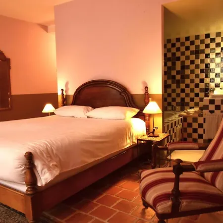 Logis Le Boudoir فندق Belvès