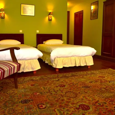 Logis Le Boudoir Hotel