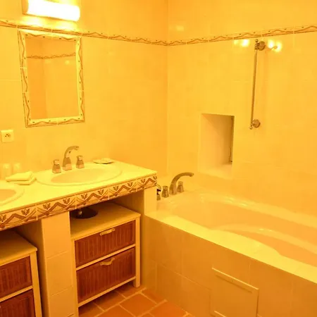 Hotel Logis Le Boudoir 3*