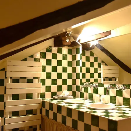 Logis Le Boudoir 3* Belvès