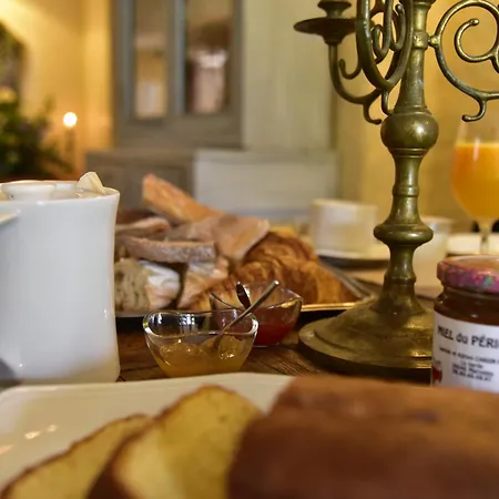 Logis Le Boudoir 3* Belvès