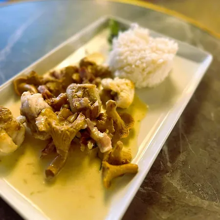 Logis Le Boudoir Hotel 3*