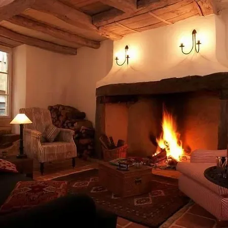 Hotel Logis Le Boudoir Belvès