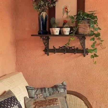 Logis Le Boudoir Hotel 3*