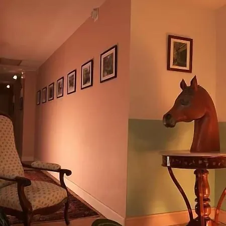 Logis Le Boudoir Hotel 3*