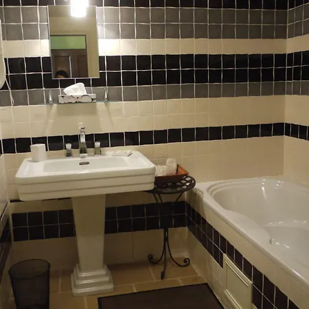 Logis Le Boudoir Hotel Belvès