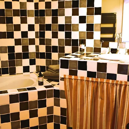 Hotel Logis Le Boudoir 3*