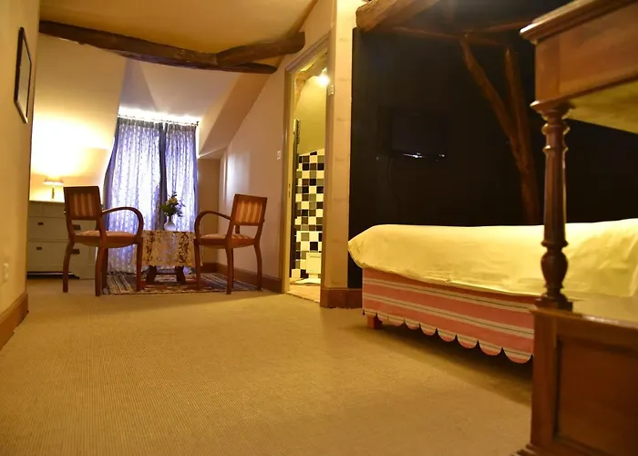 Logis Le Boudoir Hotel