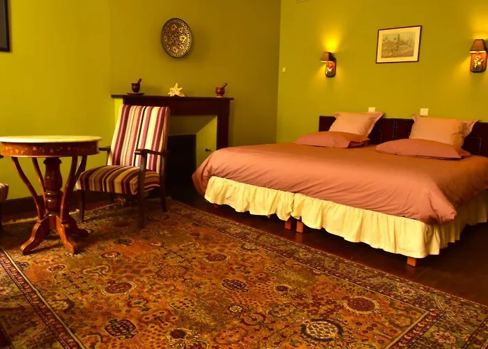 Logis Le Boudoir Hotel 3*