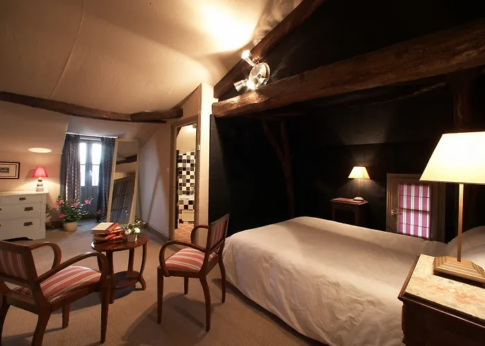 Logis Le Boudoir 3*
