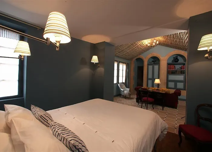 Logis Le Boudoir 3* Belvès